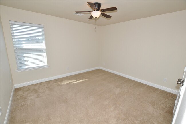 Building Photo - 21502 Duke Alexander Dr