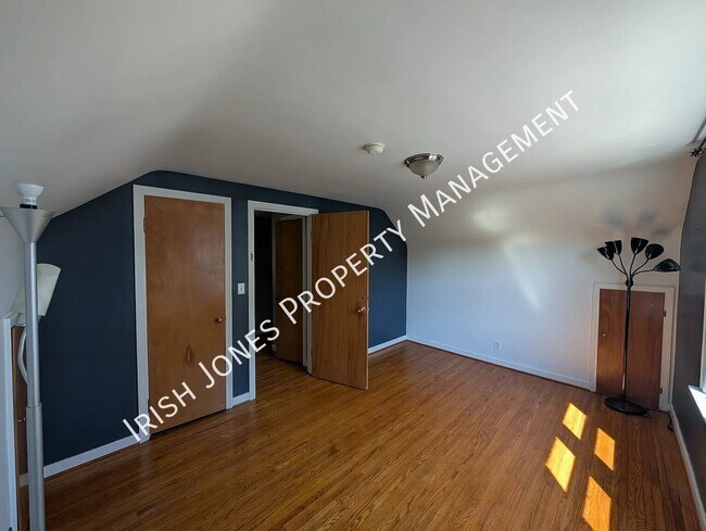 Building Photo - 25 Wendel Ave