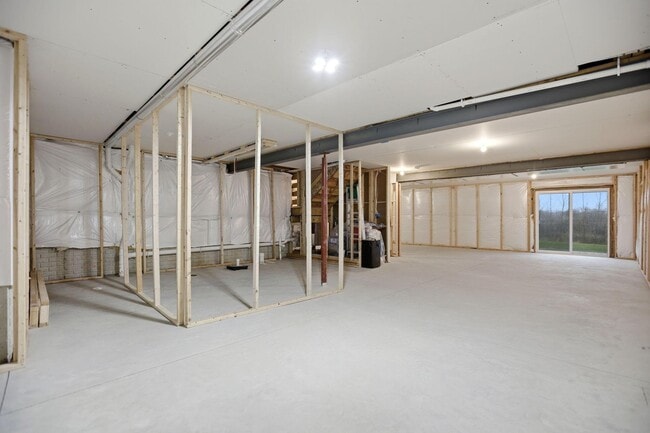 Building Photo - 254 Harness Way
