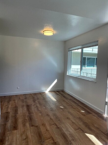 Building Photo - 1205 Geraldine Way