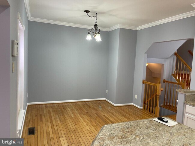 Building Photo - 11749 Batley Pl