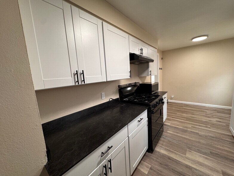 Building Photo - 4332 Jackman Rd