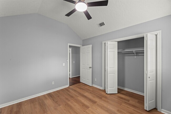 Building Photo - 1019 Sugar Mountain Ct