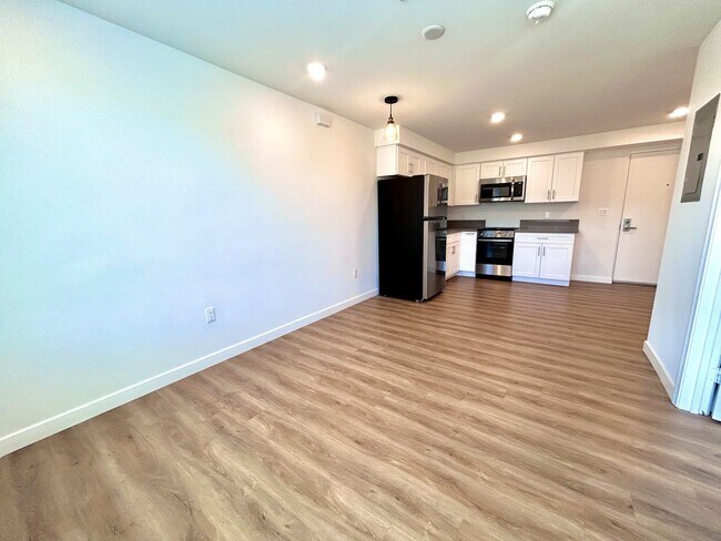 Floorplan - 11630-11640 S Main St (110 E. 116th St)