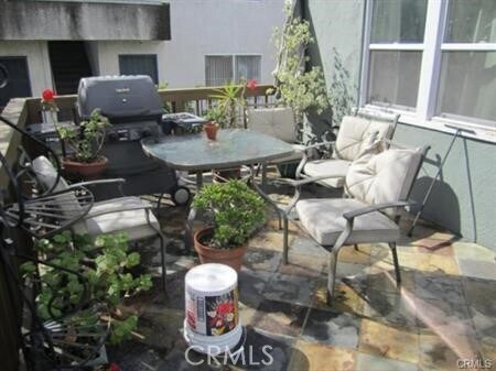 Building Photo - 630 N Irving Blvd