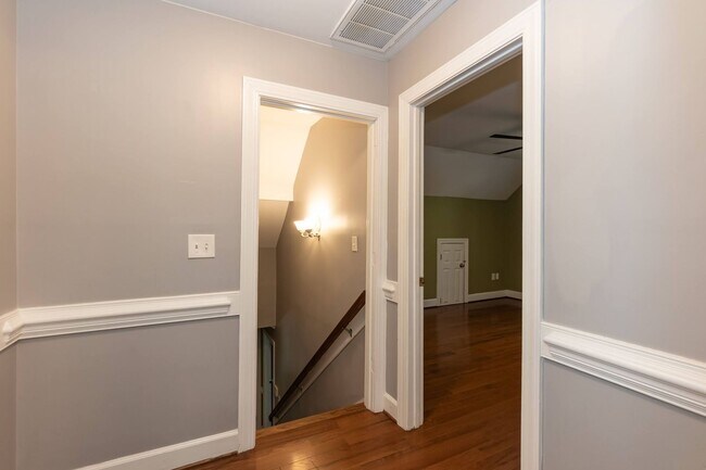 Building Photo - 7 Weathergreen Ct