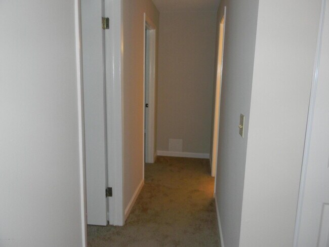 Building Photo - 1036 Ashley Ave