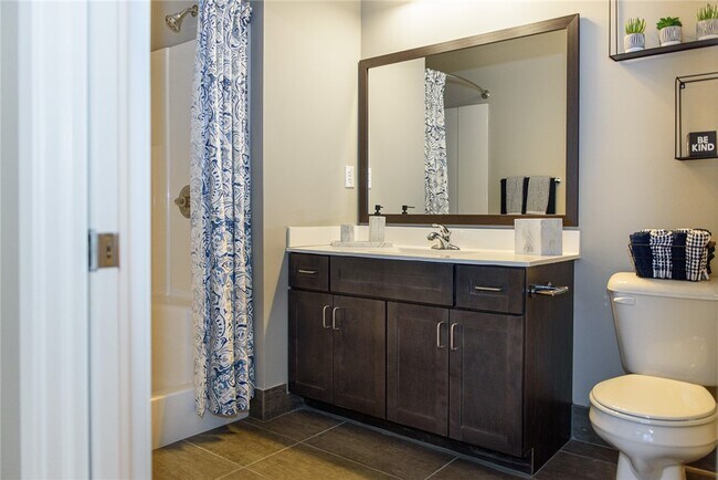 Building Photo - 1282 Lehigh Station Rd