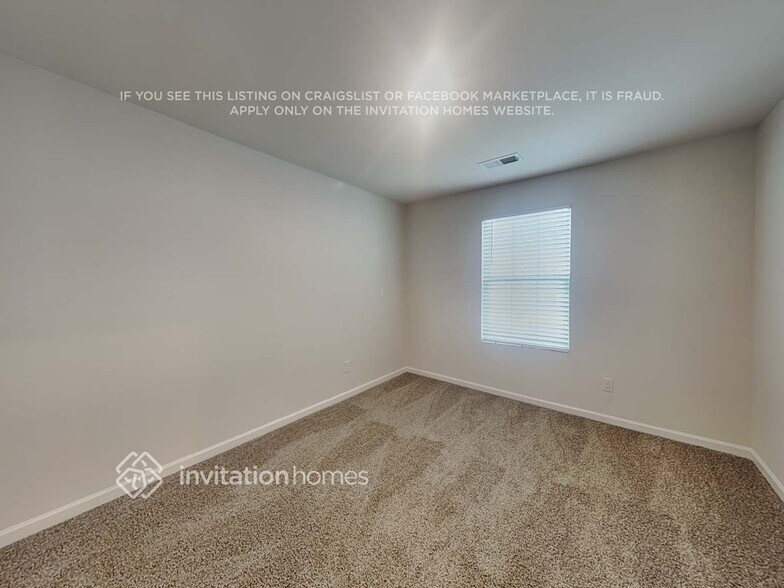 Building Photo - 5113 Spring Breeze Blvd