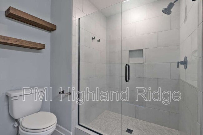 Building Photo - 6084 Ivory Ln