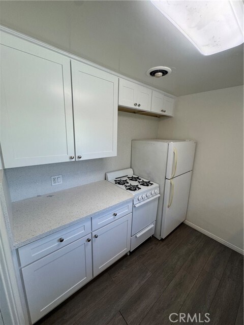 Building Photo - 291 Cypress Dr