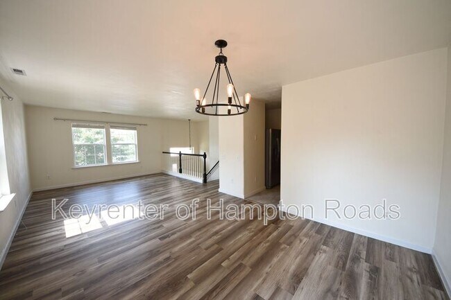 Building Photo - 1109 Lady Ashley Dr
