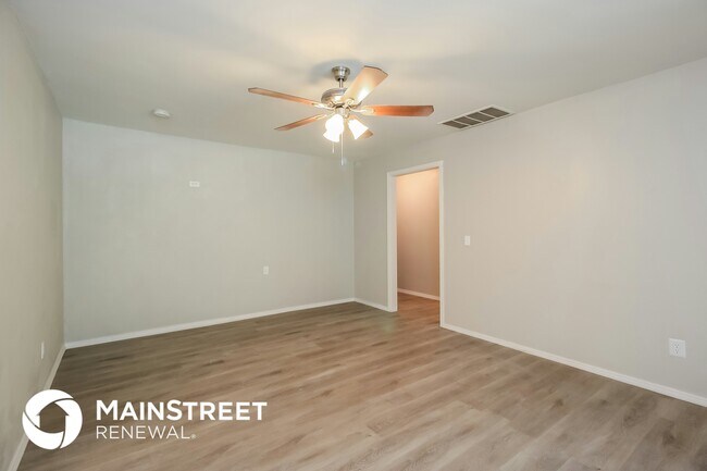 Building Photo - 808 Glenwood Dr