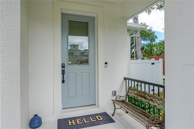 Building Photo - 350 2nd Ave E