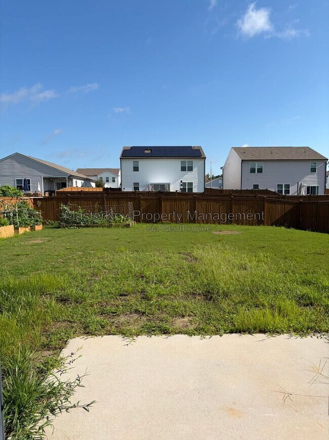 Building Photo - 3537 Polygon Pl