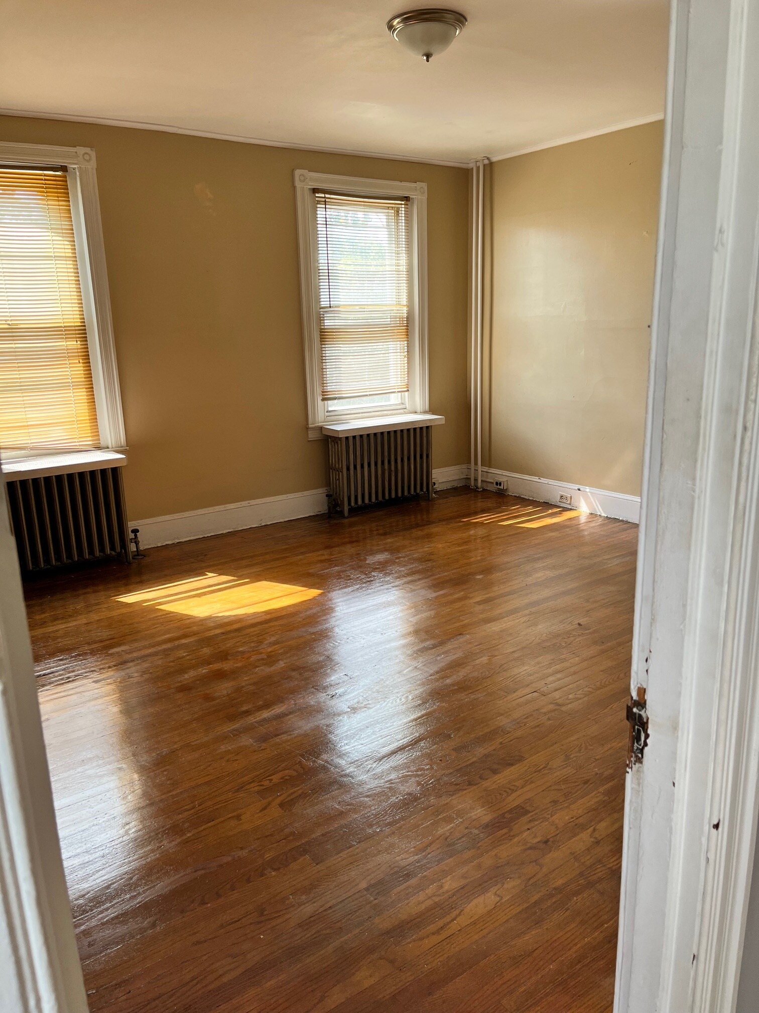 Building Photo - 4515 Comly St