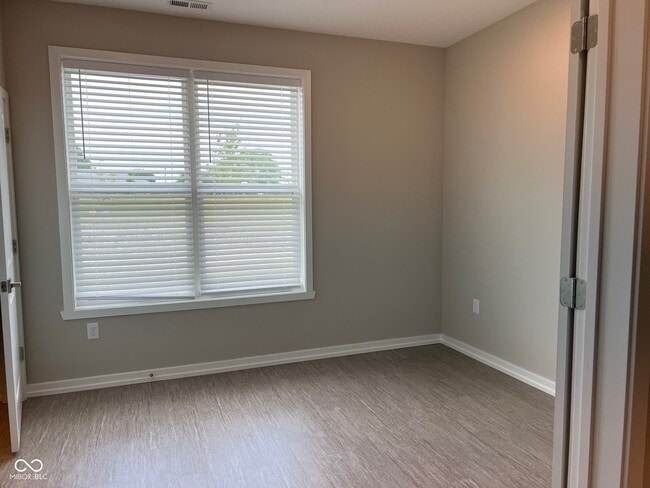 Building Photo - 106 Cypress Dr