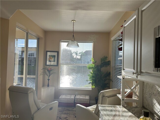 Building Photo - 1390 Tiffany Ln