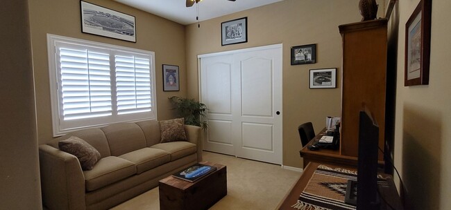 Building Photo - FURNISHED Single Family Home-RATE DISPLAYE...