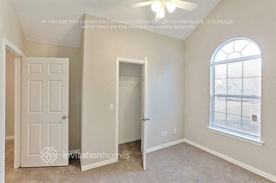 Building Photo - 13916 Garden Grove Dr