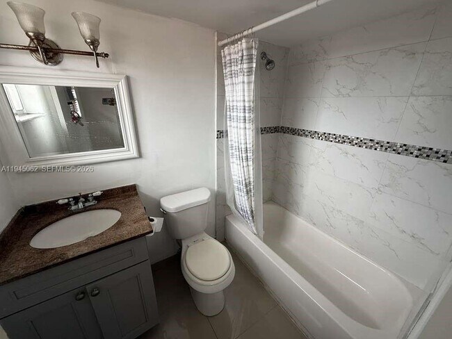 Building Photo - 101 NE 41st St