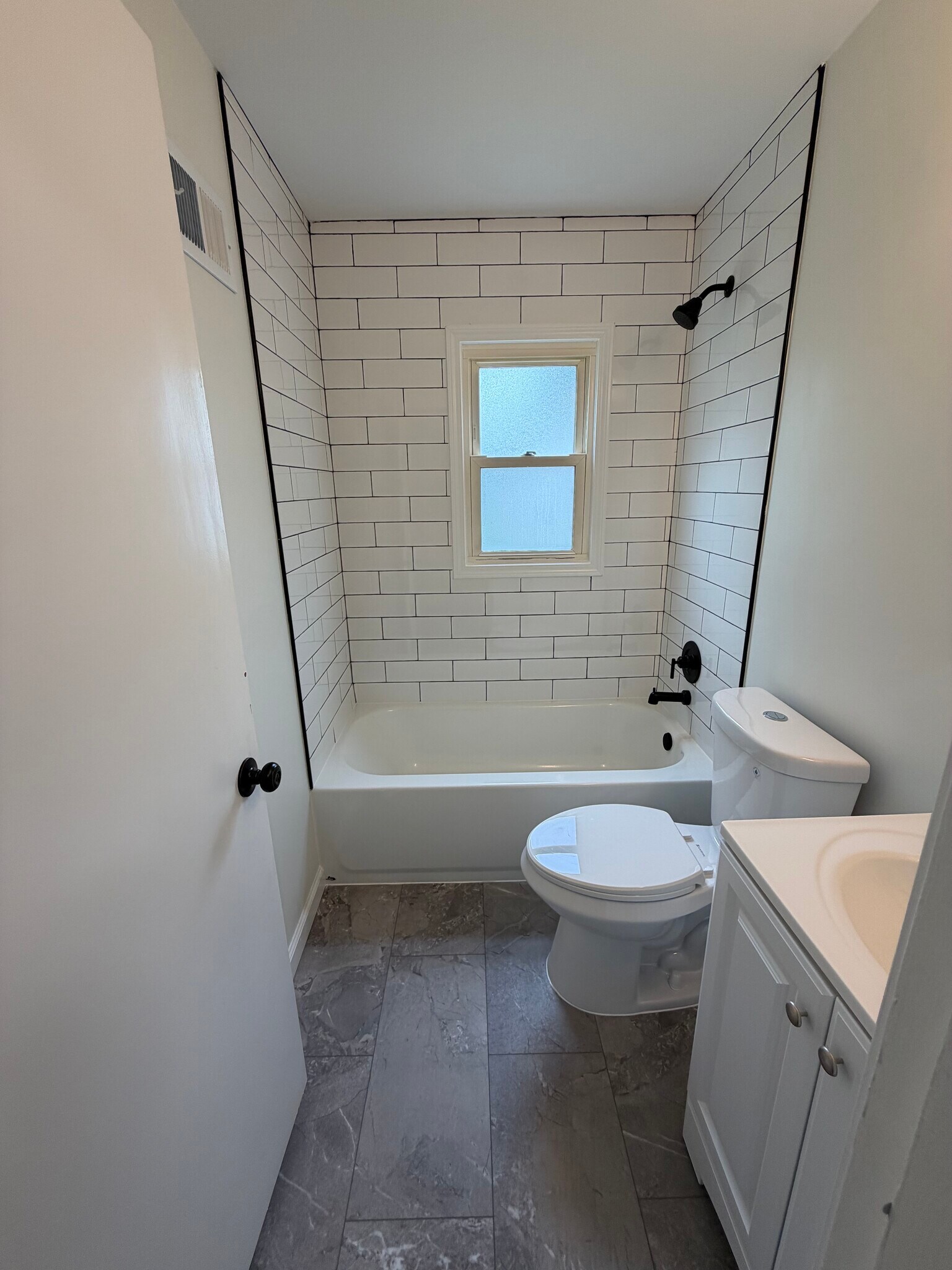 Building Photo - 8649 Kathlyn Dr