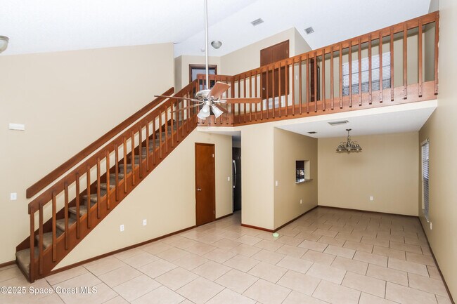 Building Photo - 1616 Clover Cir
