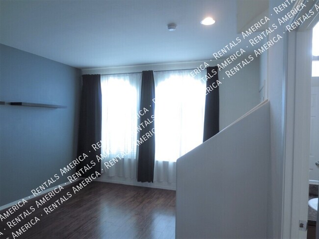 Building Photo - 1160 W Argon St