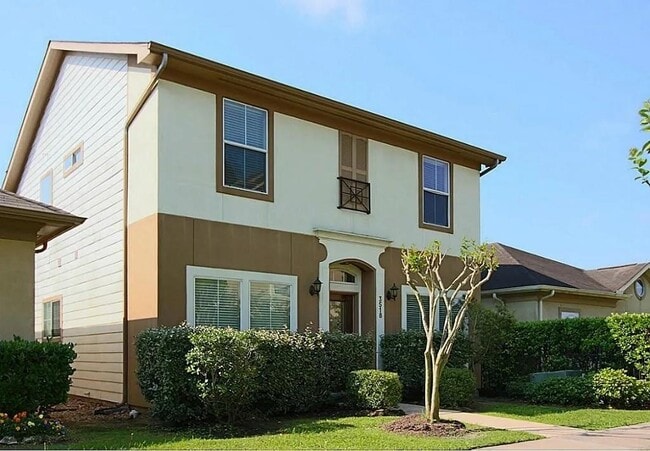 Building Photo - 3518 Clearview Cir