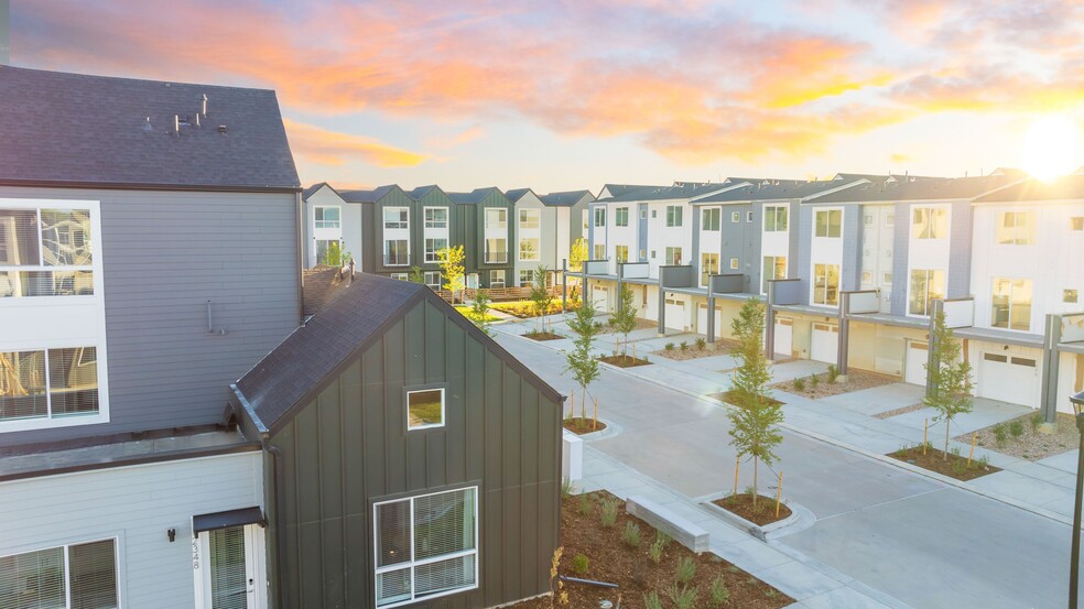 Building Photo - Lupine Longmont