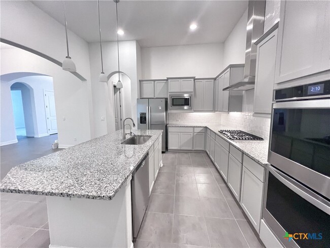 Building Photo - 4607 Camden Heights