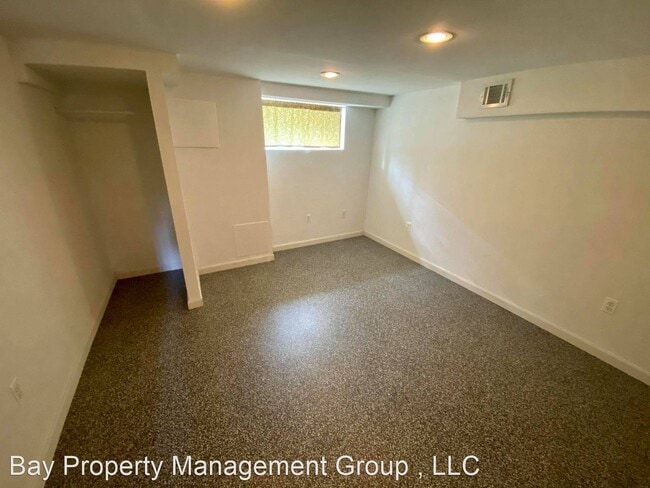 Building Photo - 2 br, 1.5 bath House - 305 S Lehigh St