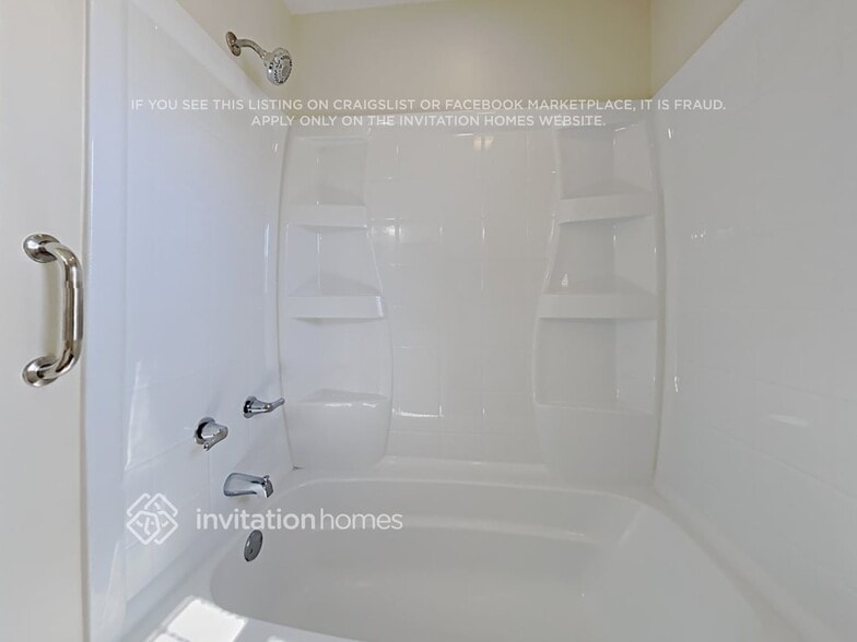 Building Photo - 1410 Pilgrim Way