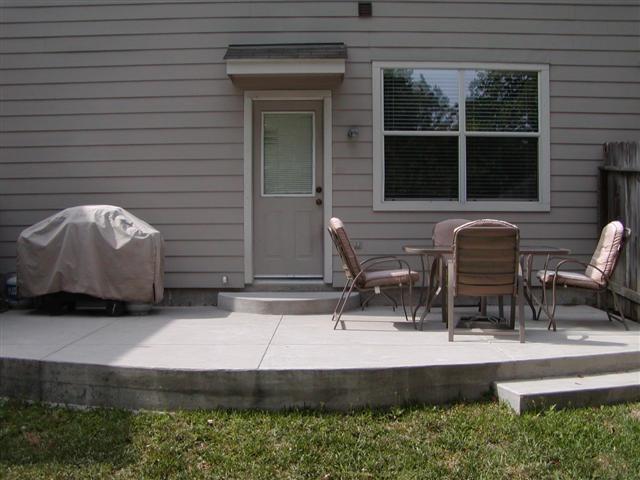 Building Photo - 205 Summerhaze Cir