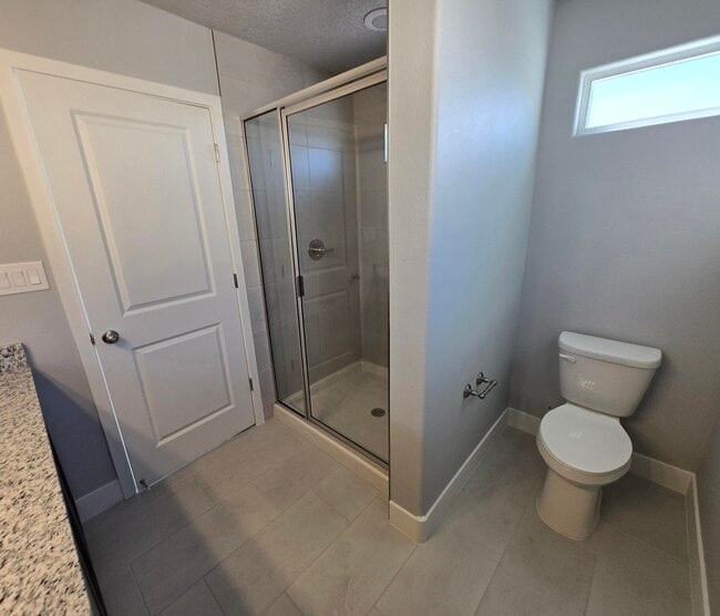 Building Photo - 4022 Silver Springs Road NE