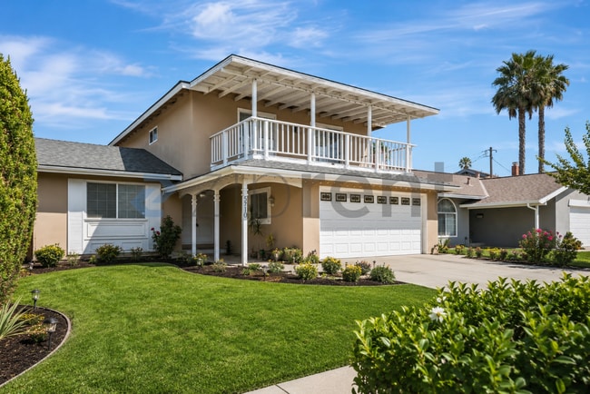 Building Photo - 5710 Venado Ct