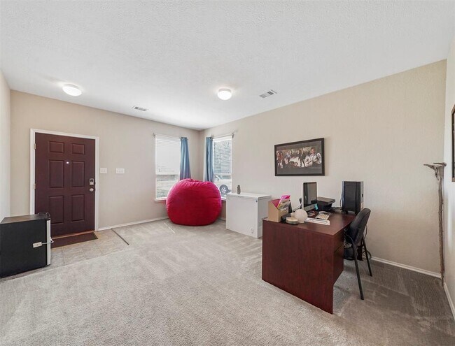 Building Photo - 16006 Arapaho Bend Ln