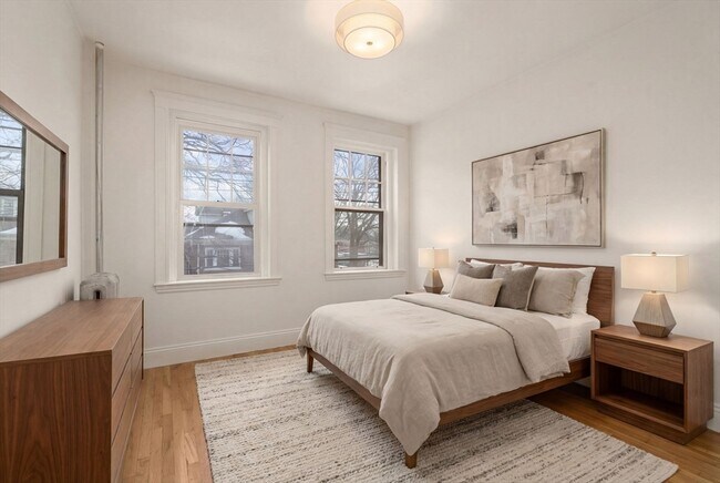Building Photo - 309 Allston St
