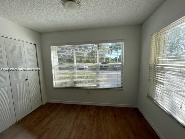 Building Photo - 565 Vista Isles Dr