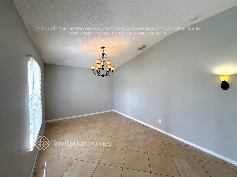 Building Photo - 5316 NW Acmar Ct