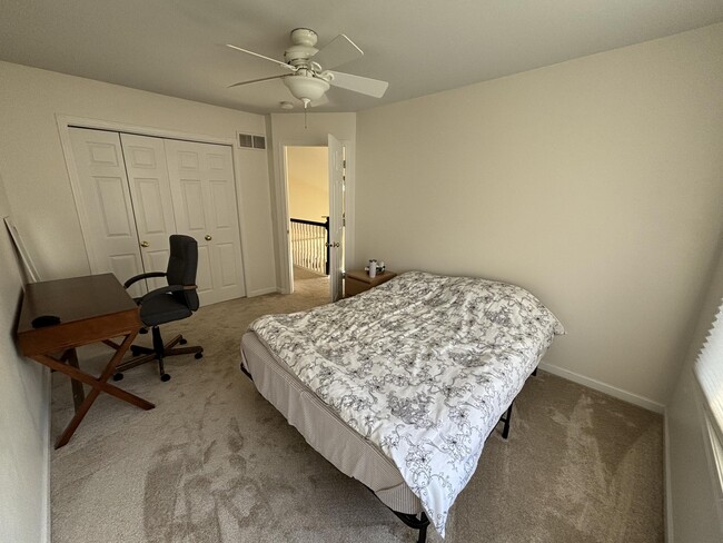 Building Photo - 603 E Castlebury Cir