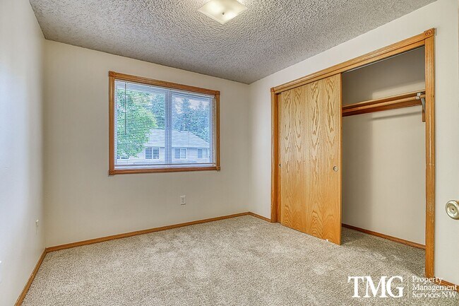 Building Photo - Pachl10