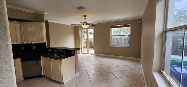 Building Photo - 3541 SW 170th Ave