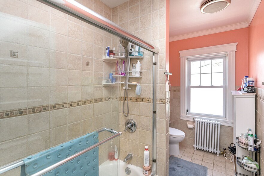 Bathroom 2 - 401 Wayland Ave