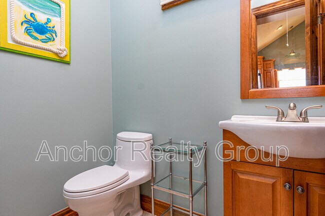 Building Photo - 217 16th St