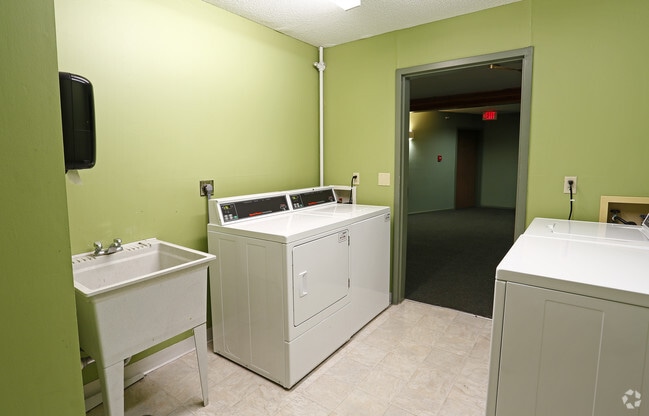 Interior Photo - Twelve 501 Apartment Homes