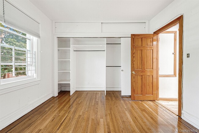 Building Photo - 68-48 Groton St