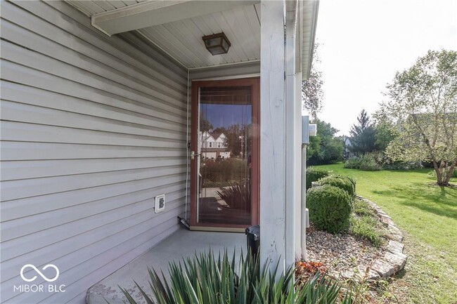 Building Photo - 9361 Eden Woods Ct