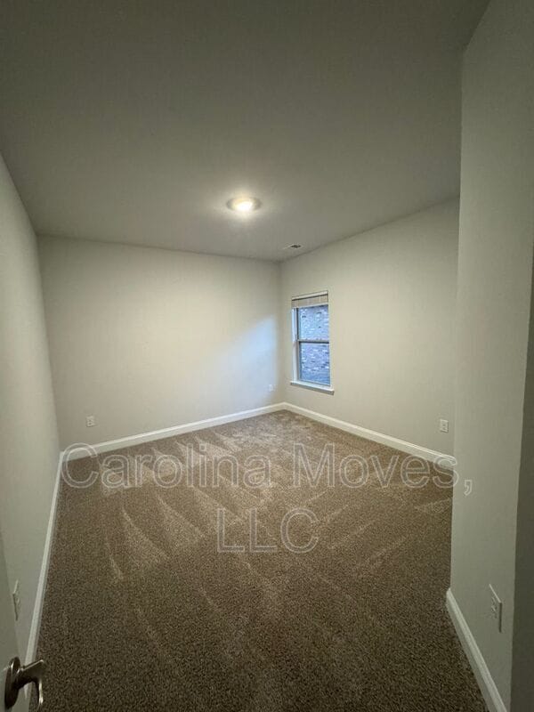 Building Photo - 339 Cypress Holw Trl