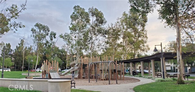 Building Photo - 61 Mission Bell